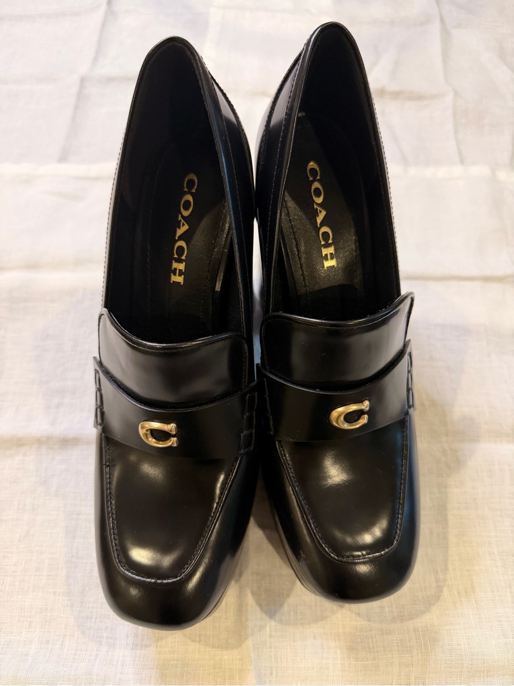 Coach Ilyse Platform Loafer Black Leather Gold C Heels Size 9.5
